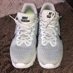 Nike Air Max Sequent 2